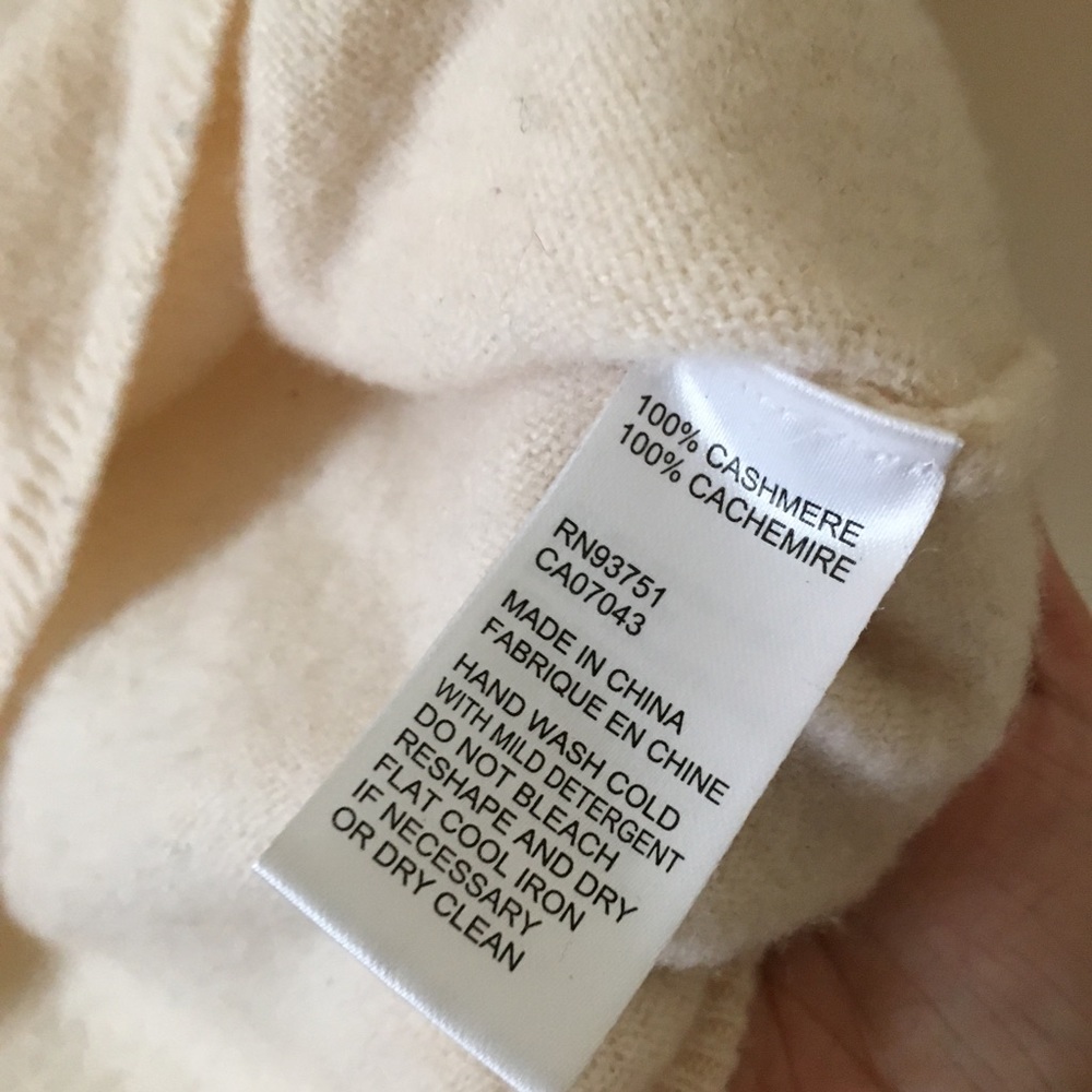 ๐ CASHMERE SWEATER ๐ - Picture 3 of 5